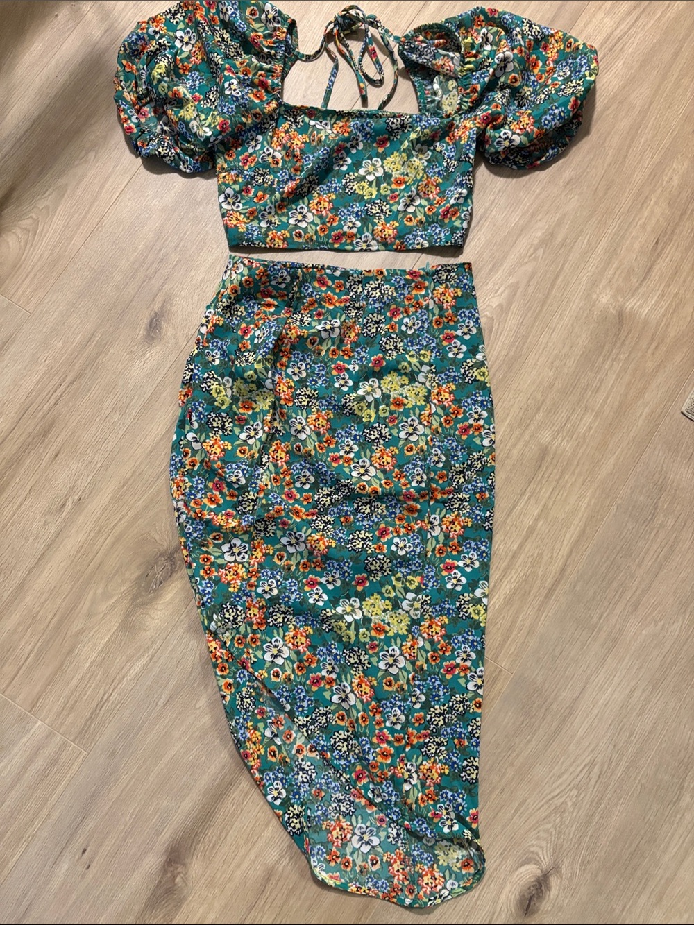 Final price $10 no offers Xs Floral Teal Pencil Skirt - Two-Piece Set